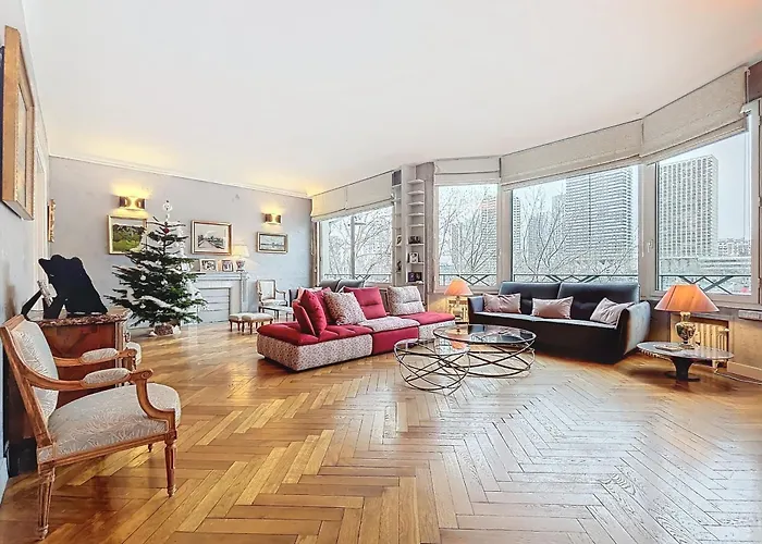 Premium Apartment Seine View And Eiffel Tower