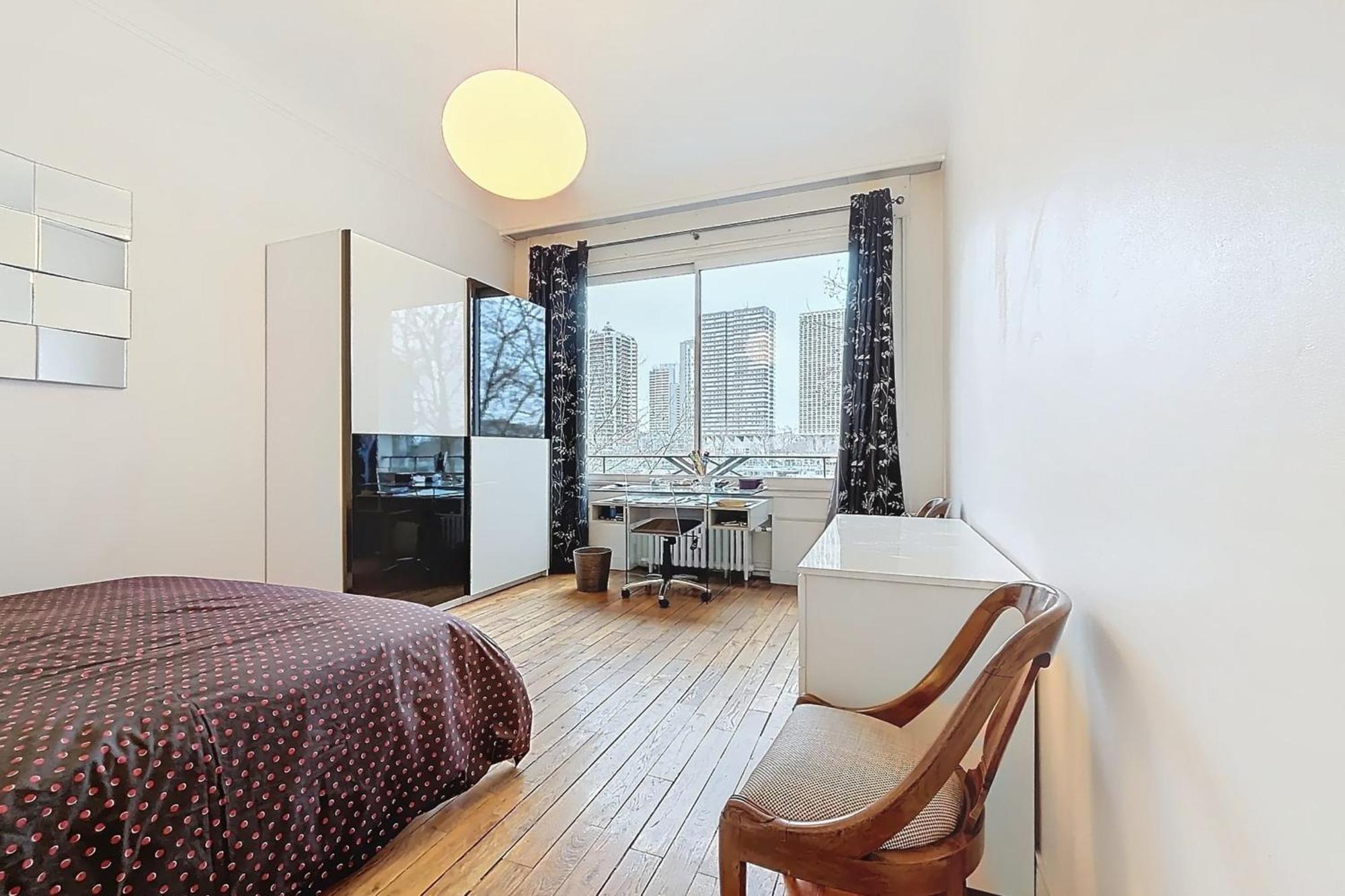 Premium Seine View And Eiffel Tower Apartment